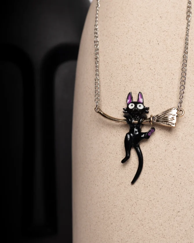 Kiki Delivery Necklace