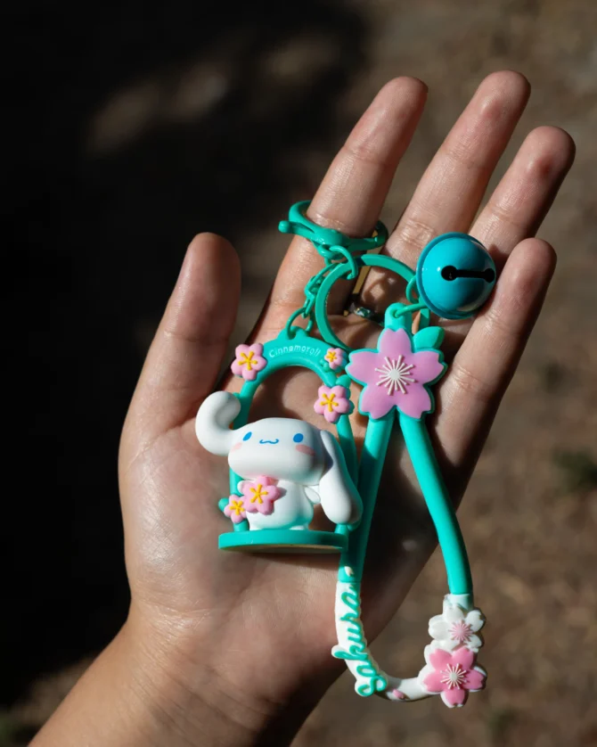 Floral Cinnamonroll Keychain