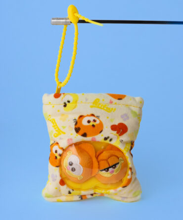 Garfiled v2 Pouch Plushie Keychain