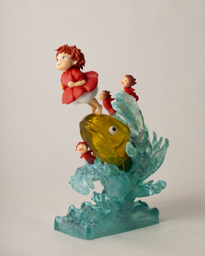 Ponyo on a Cliff Figure - Image 2