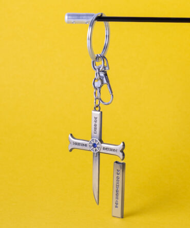 Zoro Killer (Mihawk's Sword) Keychain